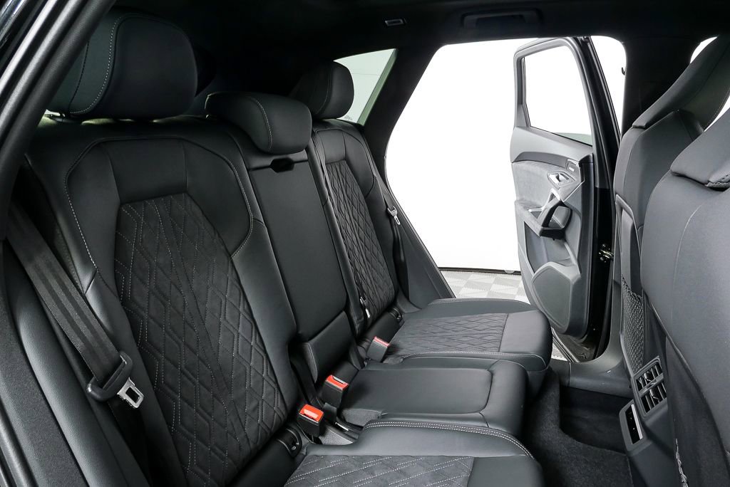 New 2025 Audi SQ5 Premium Plus AWD/4WD image 22