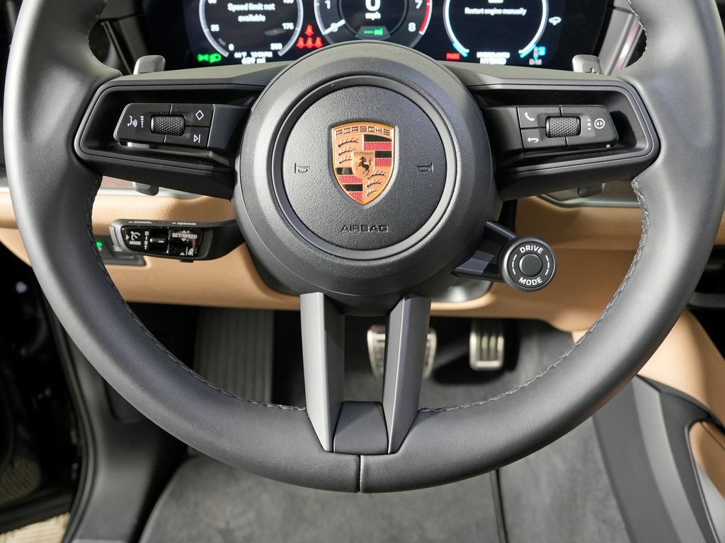Certified 2026 Porsche Cayenne S w/ Premium Package Plus AWD/4WD image 27
