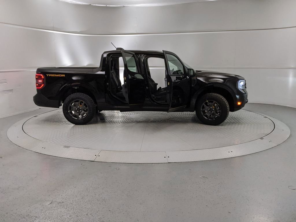 New 2026 Ford Maverick Tremor image 8