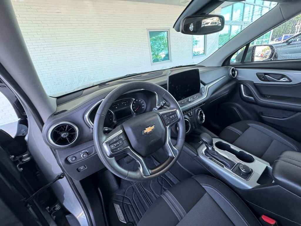 Used 2024 Chevrolet Blazer LT w/ Convenience Package FWD image 13