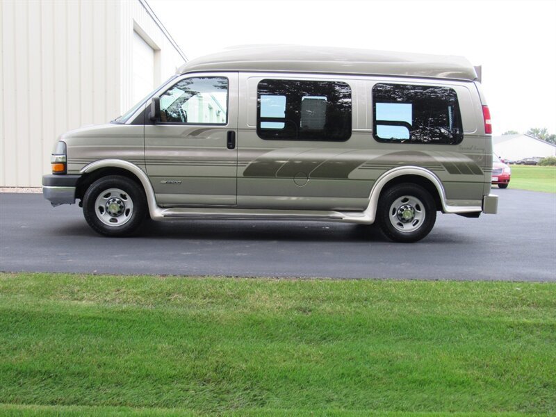 Used 2004 Chevrolet Express 2500 RWD image 4