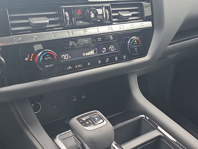 New 2026 Nissan Pathfinder SL AWD/4WD image 19
