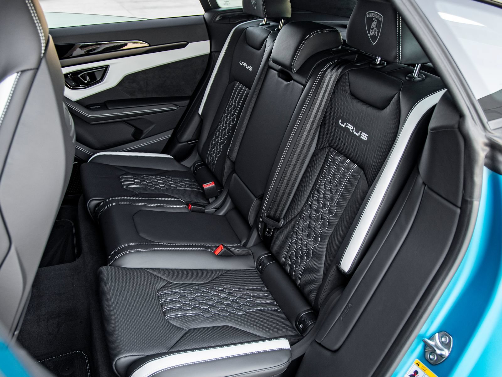 Used 2024 Lamborghini Urus S AWD/4WD image 42