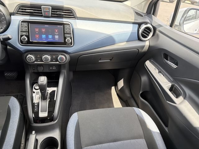 Used 2025 Nissan Versa SV FWD image 24