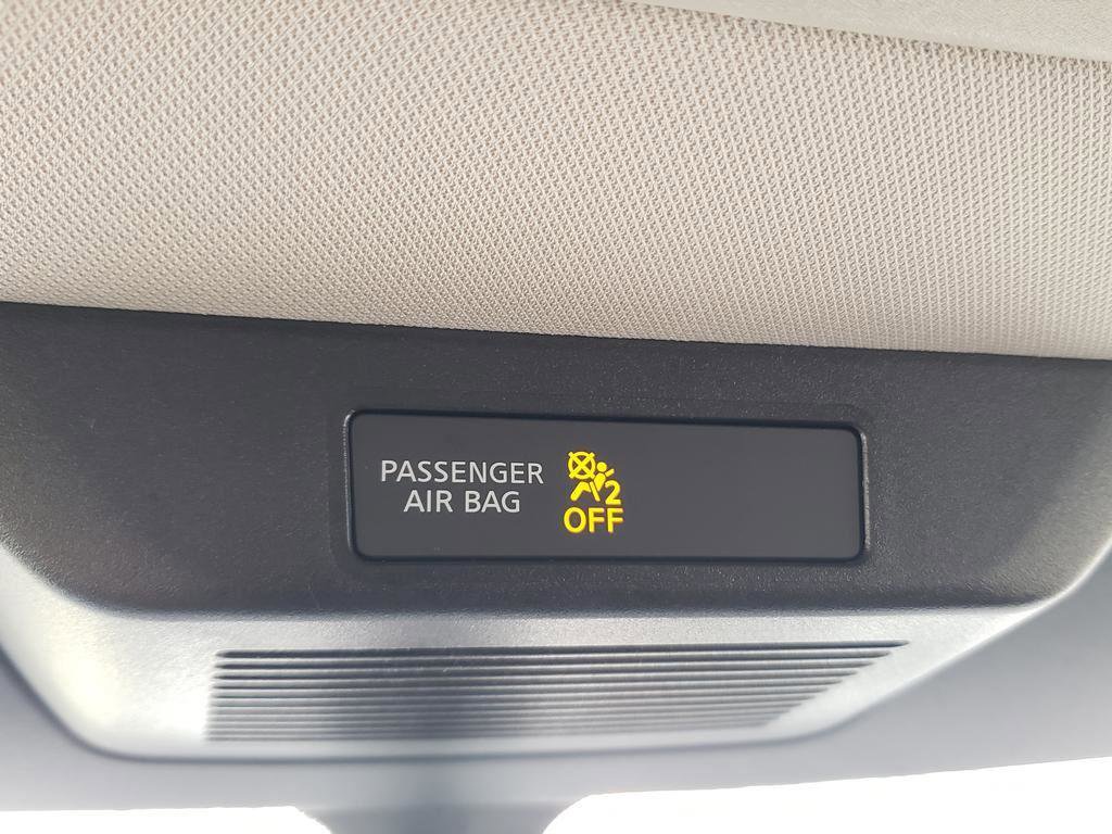 Certified 2025 Nissan Pathfinder SV image 38