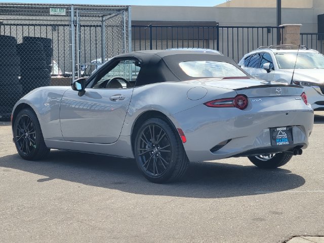 New 2026 MAZDA MX-5 Miata Club w/ Interior Package RWD image 3