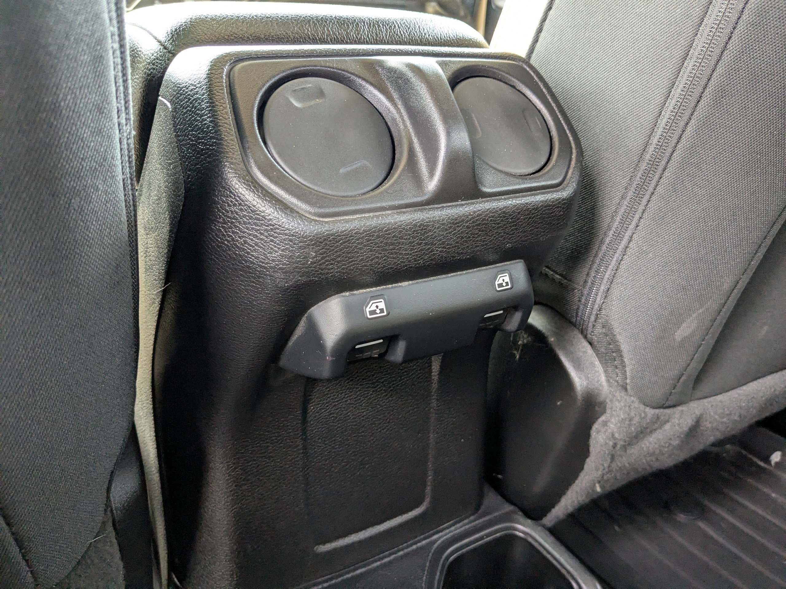 Used 2020 Jeep Gladiator Sport w/ Quick Order Package 24S image 14