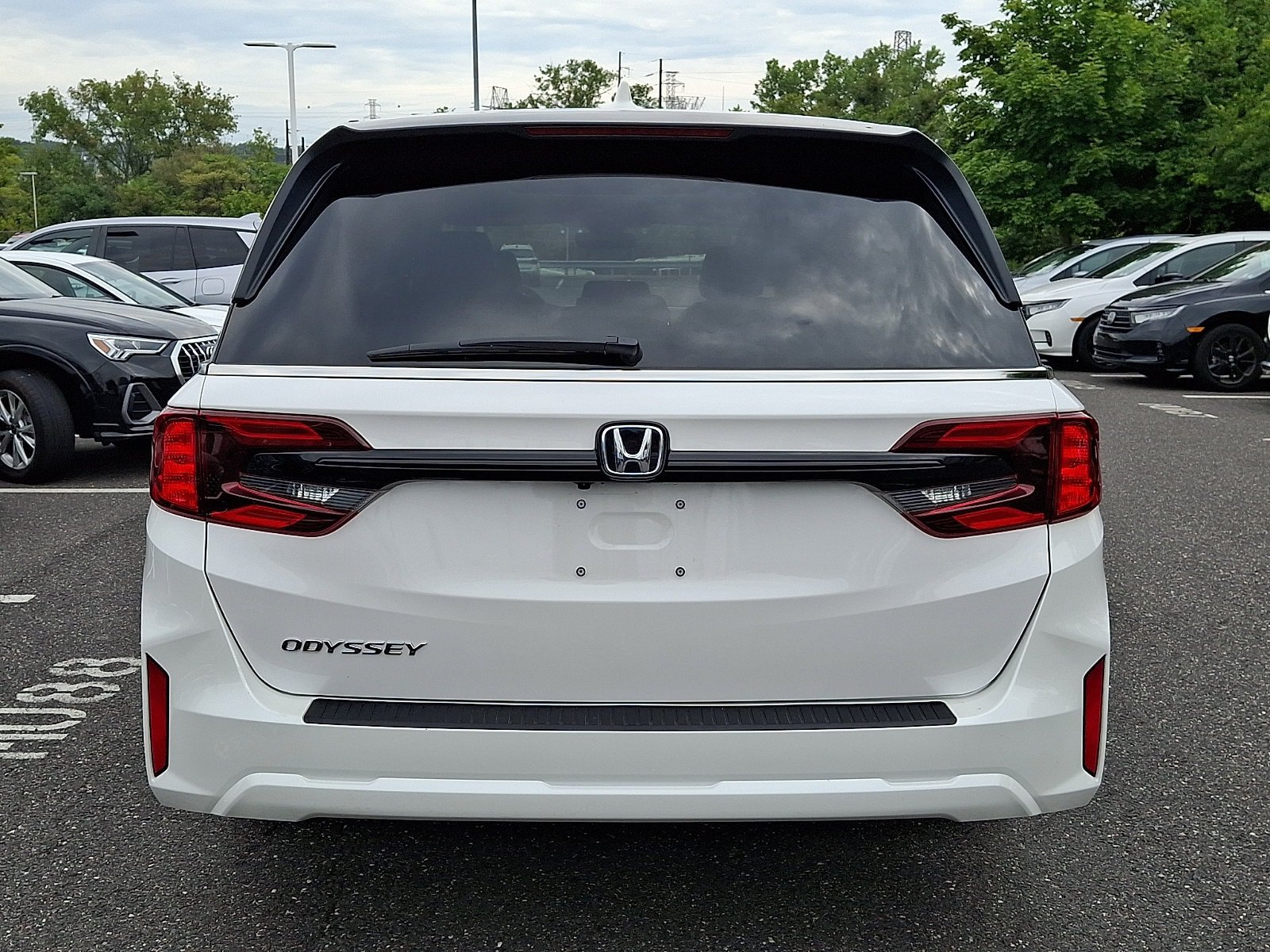 Certified 2026 Honda Odyssey EX-L image 5