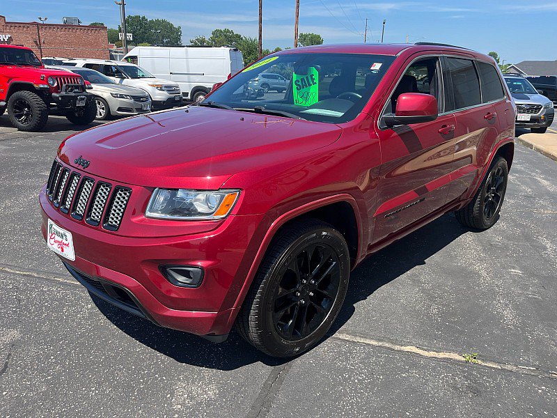 Used 2014 Jeep Grand Cherokee Altitude AWD/4WD image 4