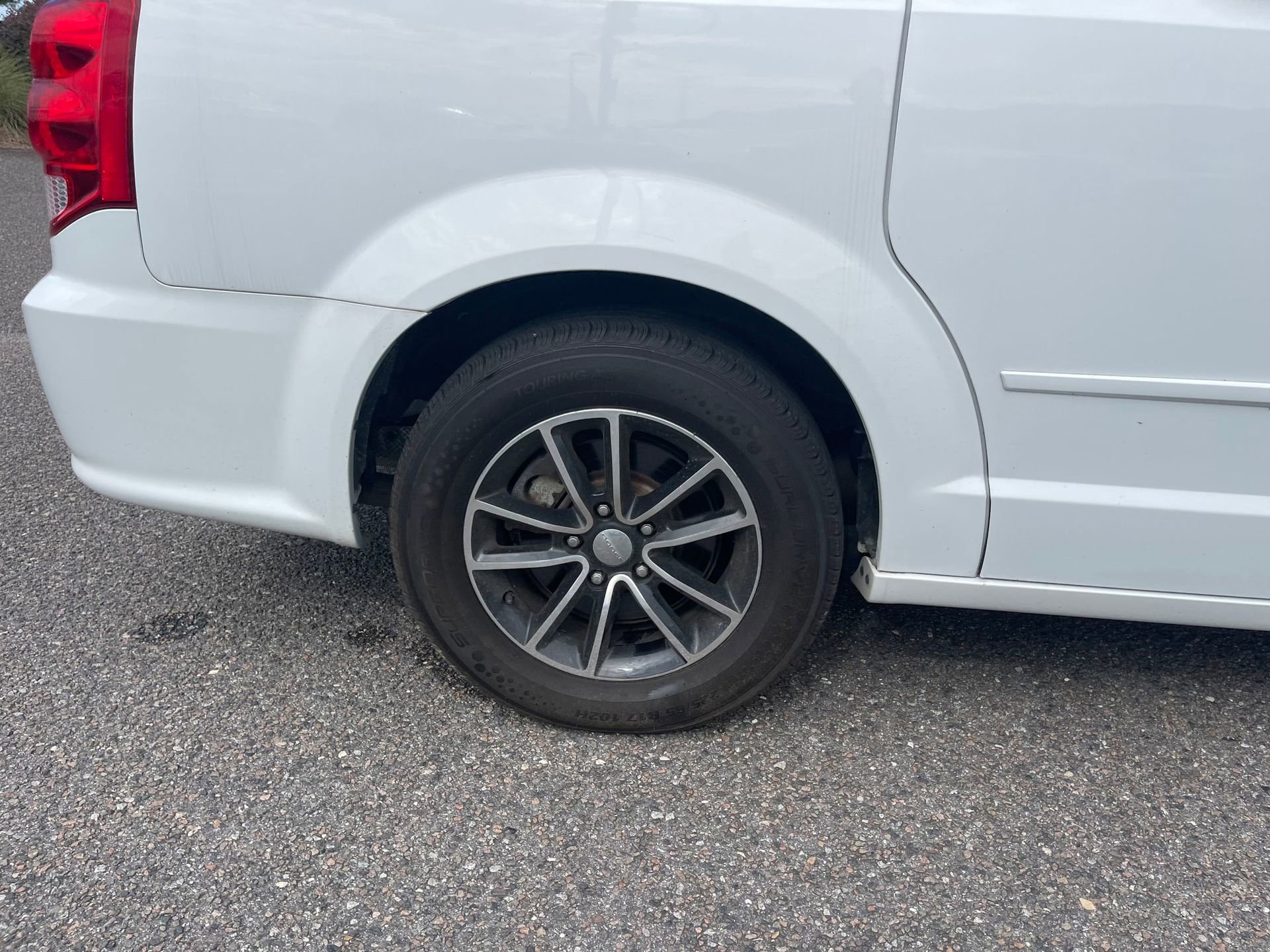 Used 2017 Dodge Grand Caravan GT image 7