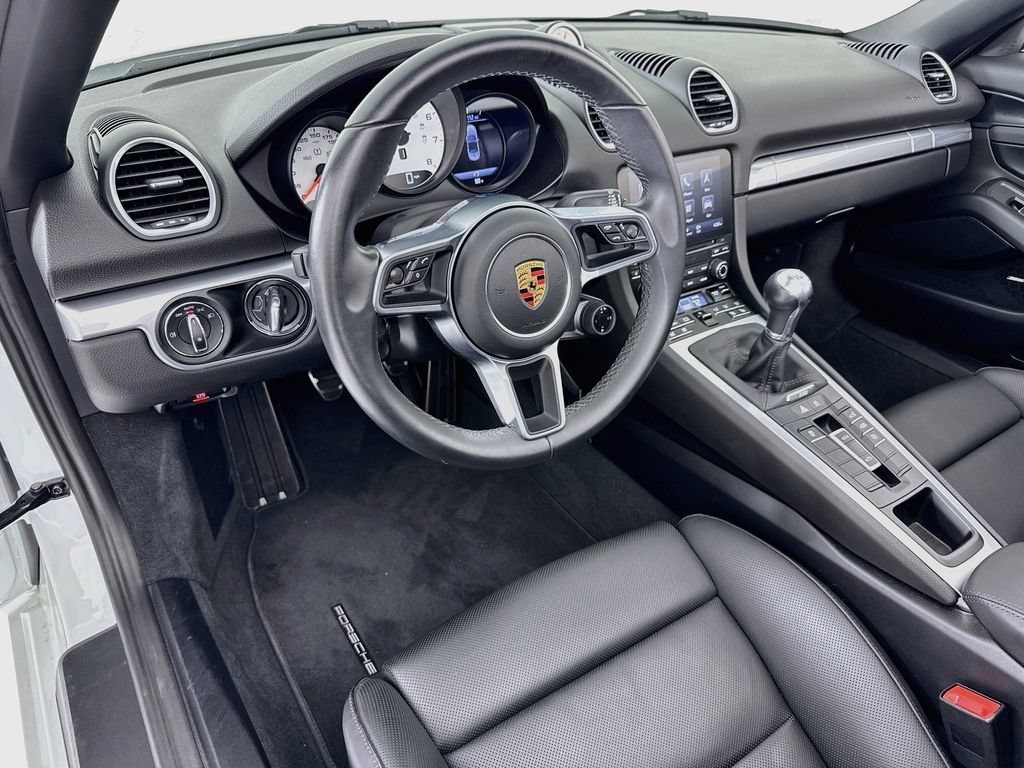 Certified 2019 Porsche 718 Boxster S RWD image 4