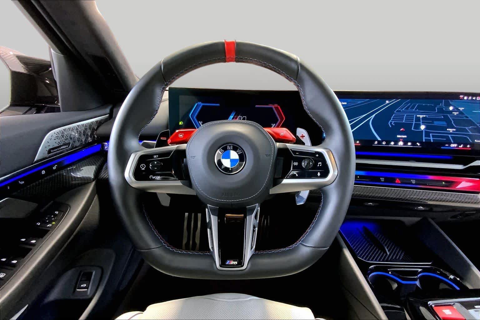 Used 2025 BMW M5 w/ Carbon Package AWD/4WD image 5