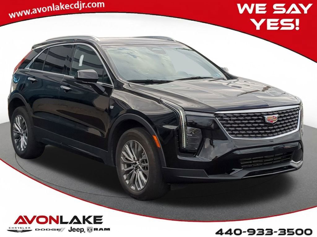 Used 2024 Cadillac XT4 Premium Luxury image 9
