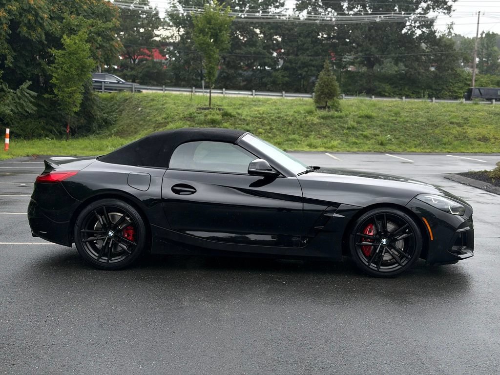Used 2023 BMW Z4 M40i w/ Premium Package RWD image 9
