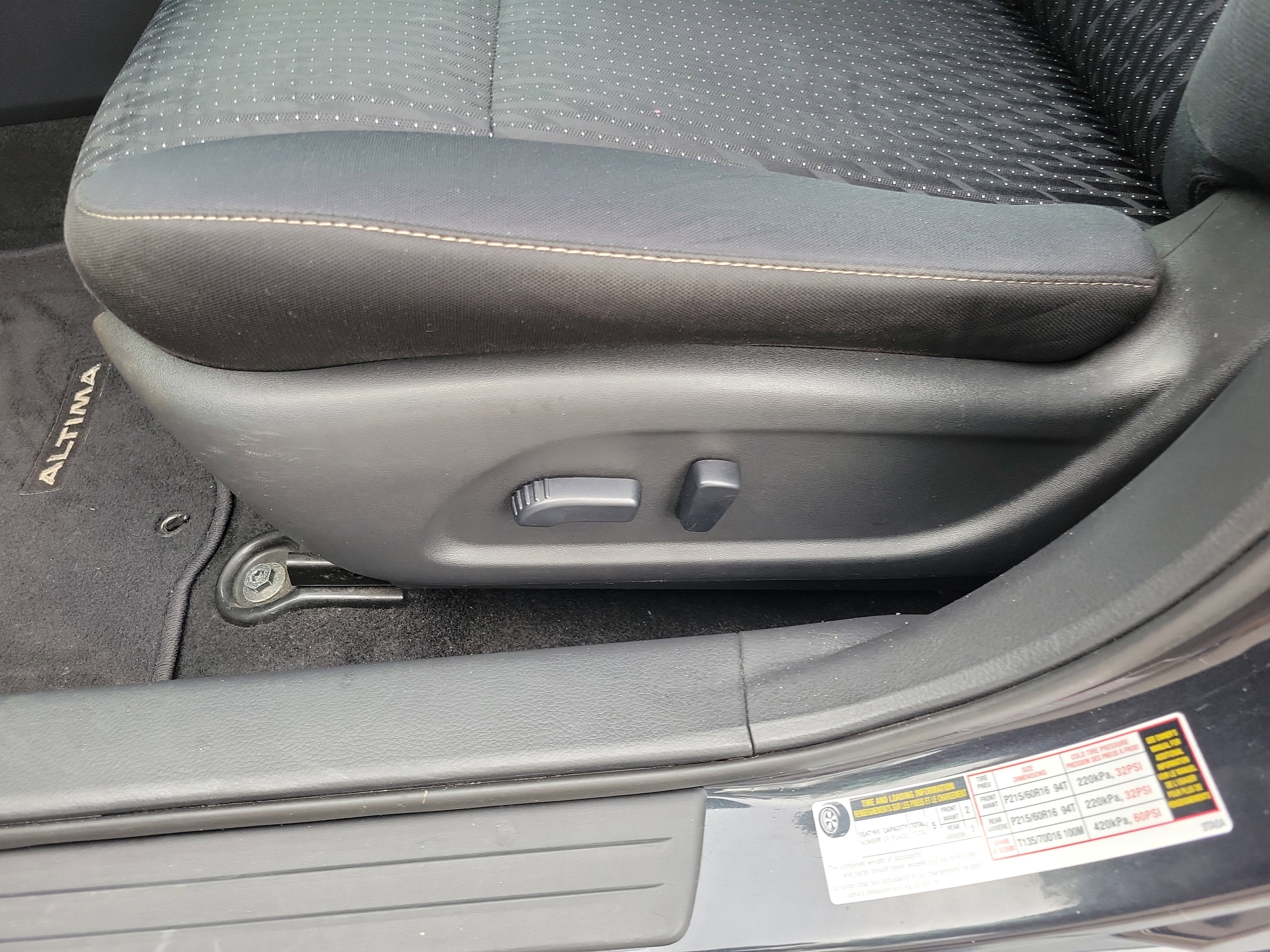 Used 2017 Nissan Altima 2.5 S w/ Power Driver Seat Package image 9