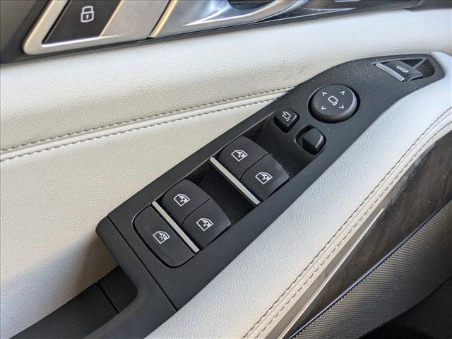 Used 2024 BMW X5 sDrive40i w/ Premium Package image 13