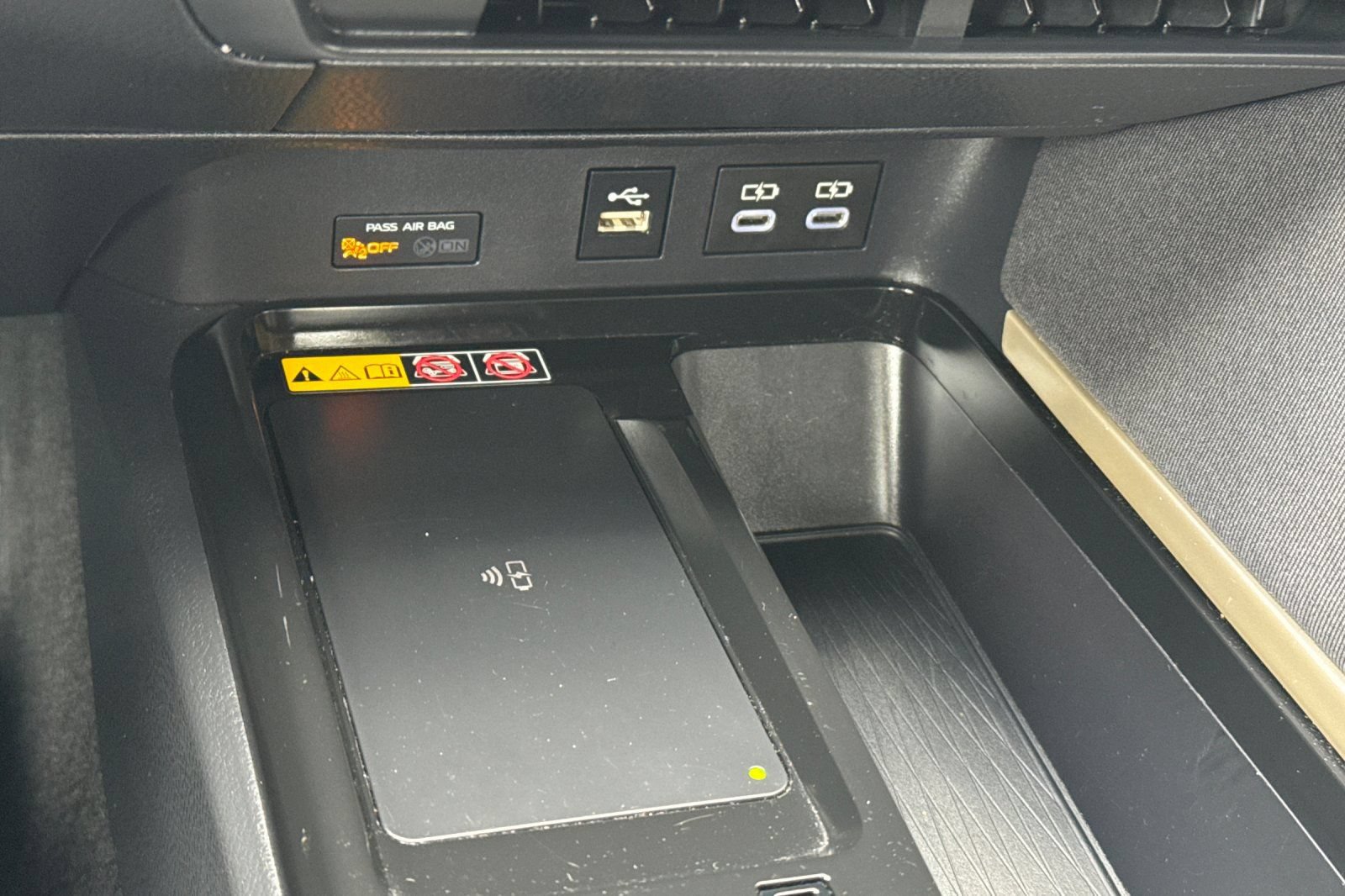 Certified 2025 Toyota Camry LE FWD image 31