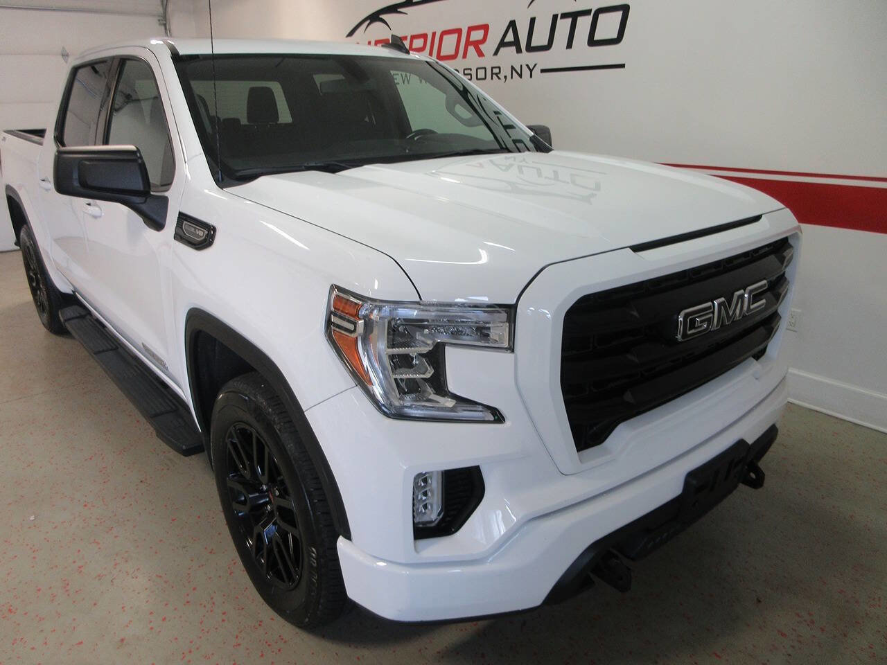 Used 2021 GMC Sierra 1500 Elevation w/ LPO, Elevation Black Package image 12