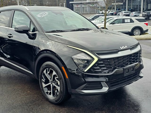 Used 2023 Kia Sportage EX image 2