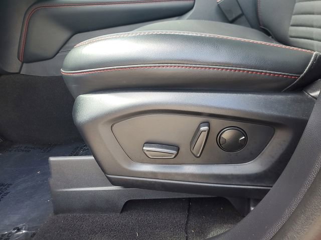 Used 2025 Ford Explorer ST-Line image 17