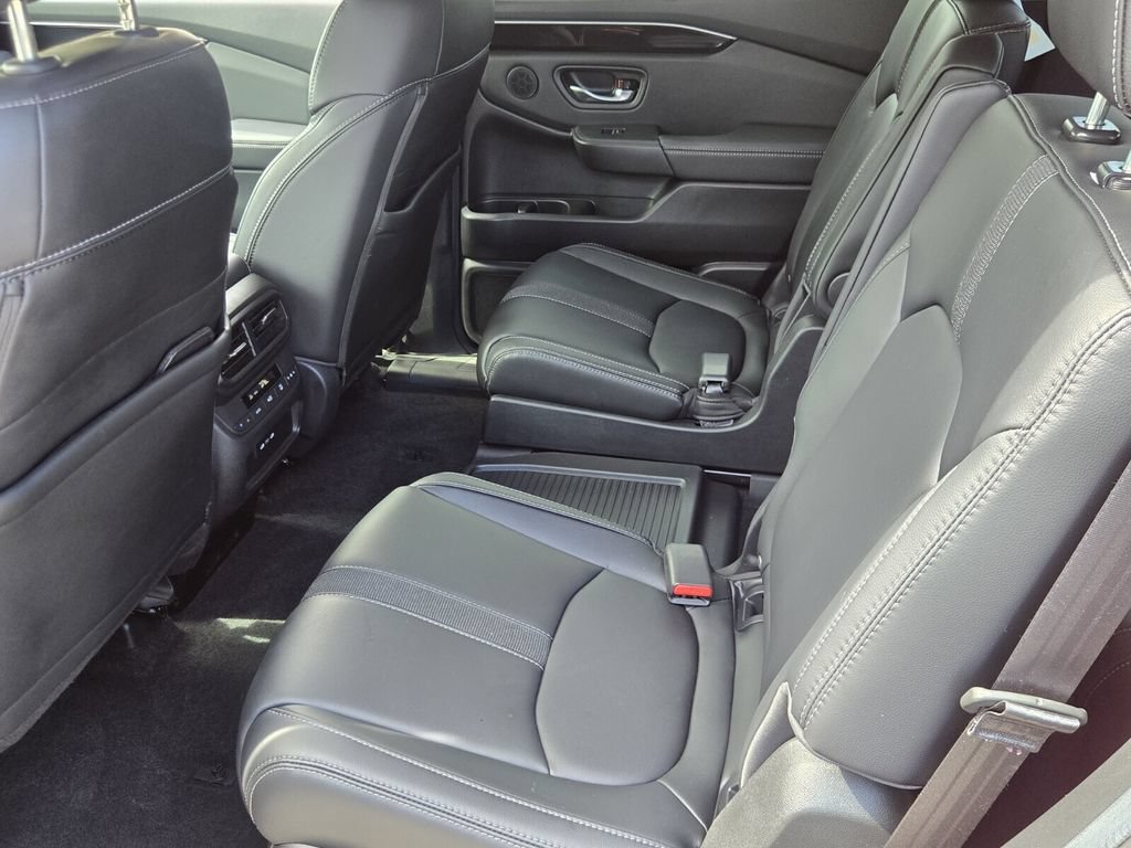 Certified 2024 Honda Pilot EX-L image 11