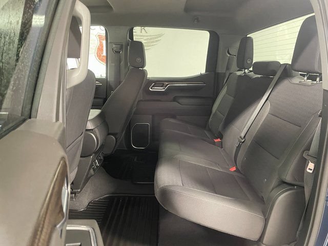 Used 2022 Chevrolet Silverado 1500 LT AWD/4WD image 20