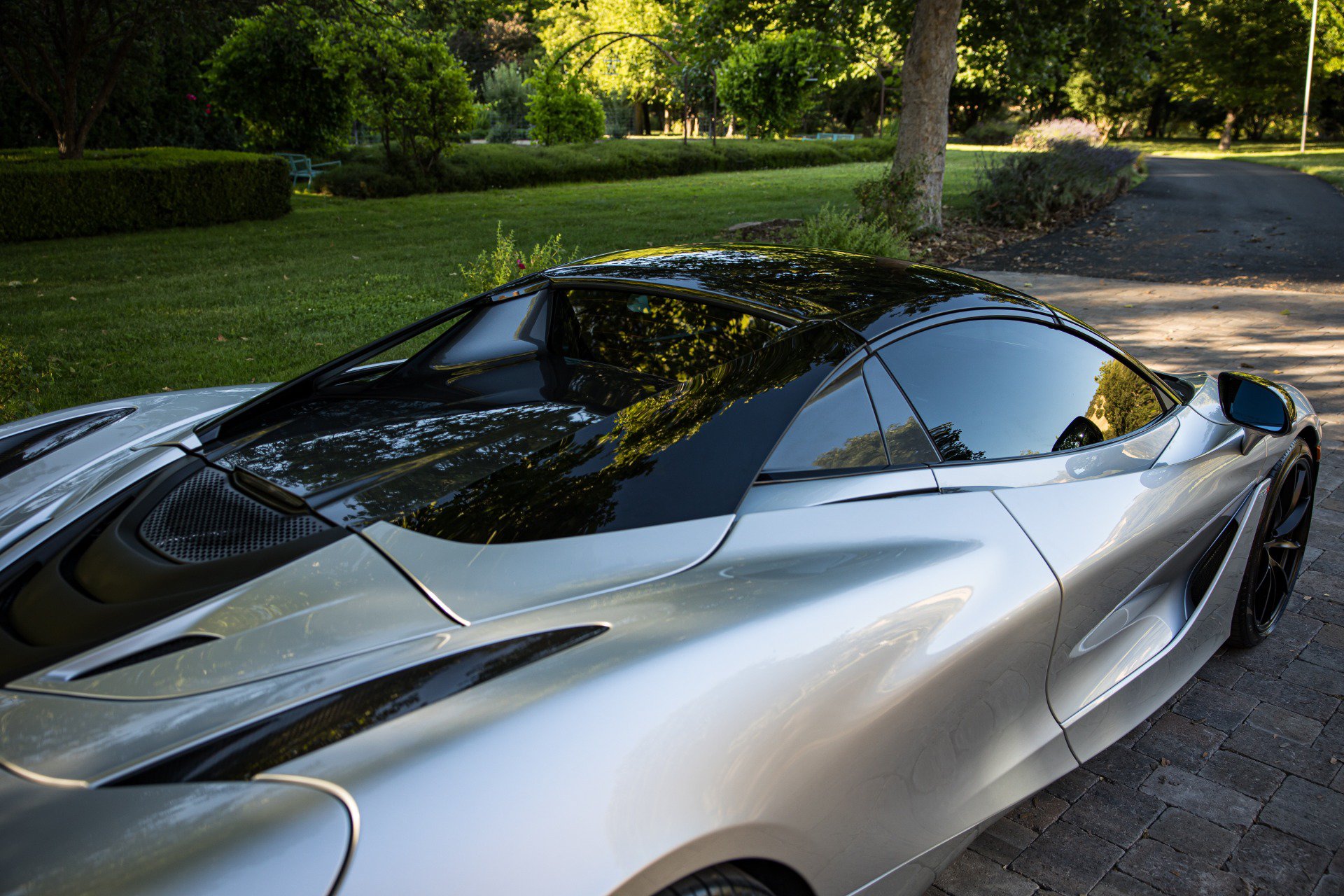 Used 2021 McLaren 720S Performance RWD image 49