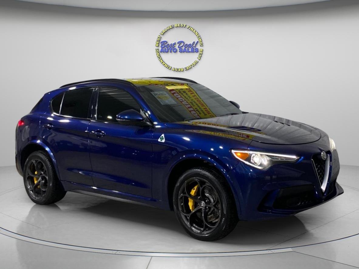 Used 2018 Alfa Romeo Stelvio Quadrifoglio w/ Driver Assist Dynamic Package image 7
