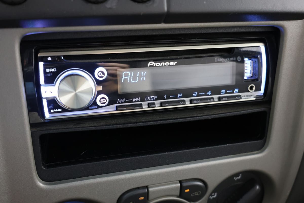 Used 2005 Chevrolet Colorado LS AWD/4WD image 22