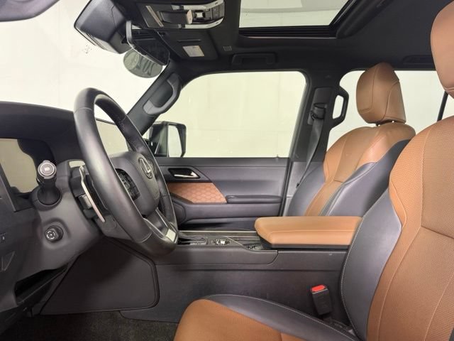 Used 2024 Lexus GX 550 w/ Accessory Package (Z1) AWD/4WD image 5