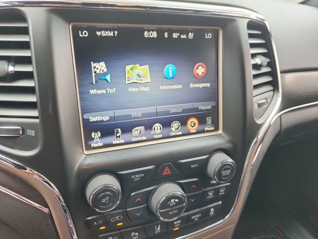 Used 2017 Jeep Grand Cherokee Limited w/ Luxury Group II AWD/4WD image 14