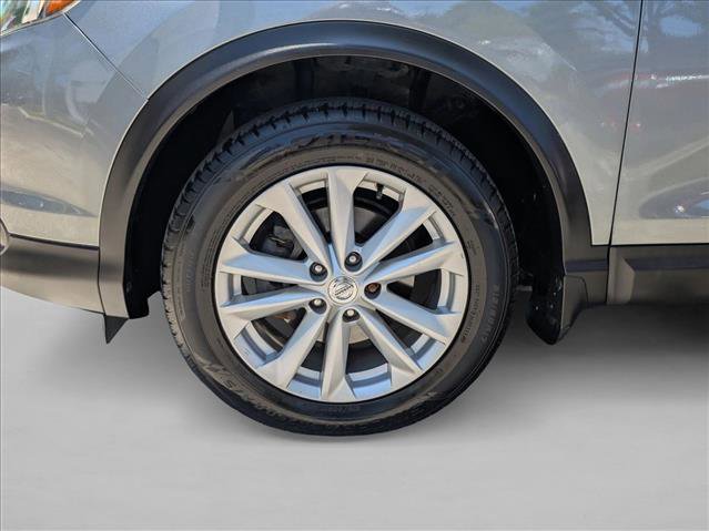 Used 2018 Nissan Rogue Sport SV AWD/4WD image 23