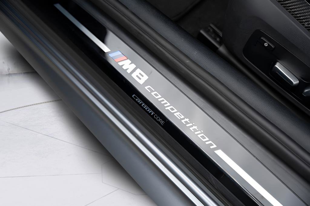 Used 2022 BMW M8 Competition w/ M Carbon Exterior Package AWD/4WD image 31