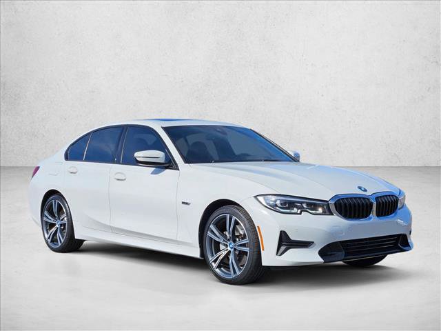 Used 2022 BMW 330e w/ Premium Package image 3