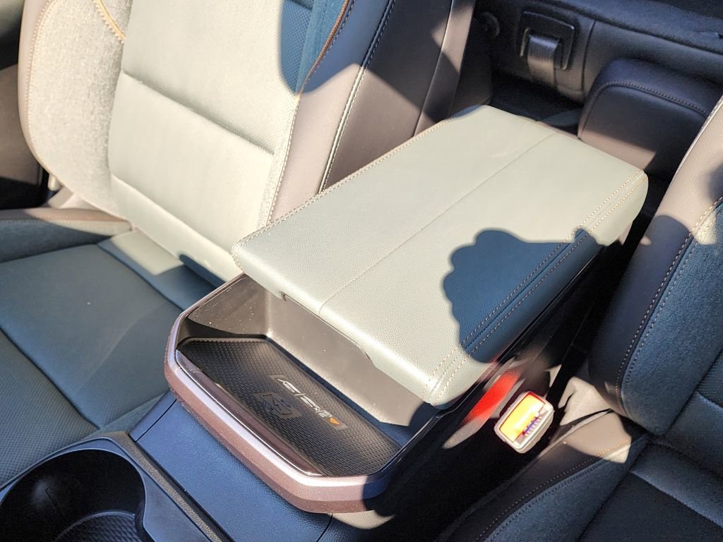 New 2026 GMC Terrain AT4 w/ Convenience Package III AWD/4WD image 33