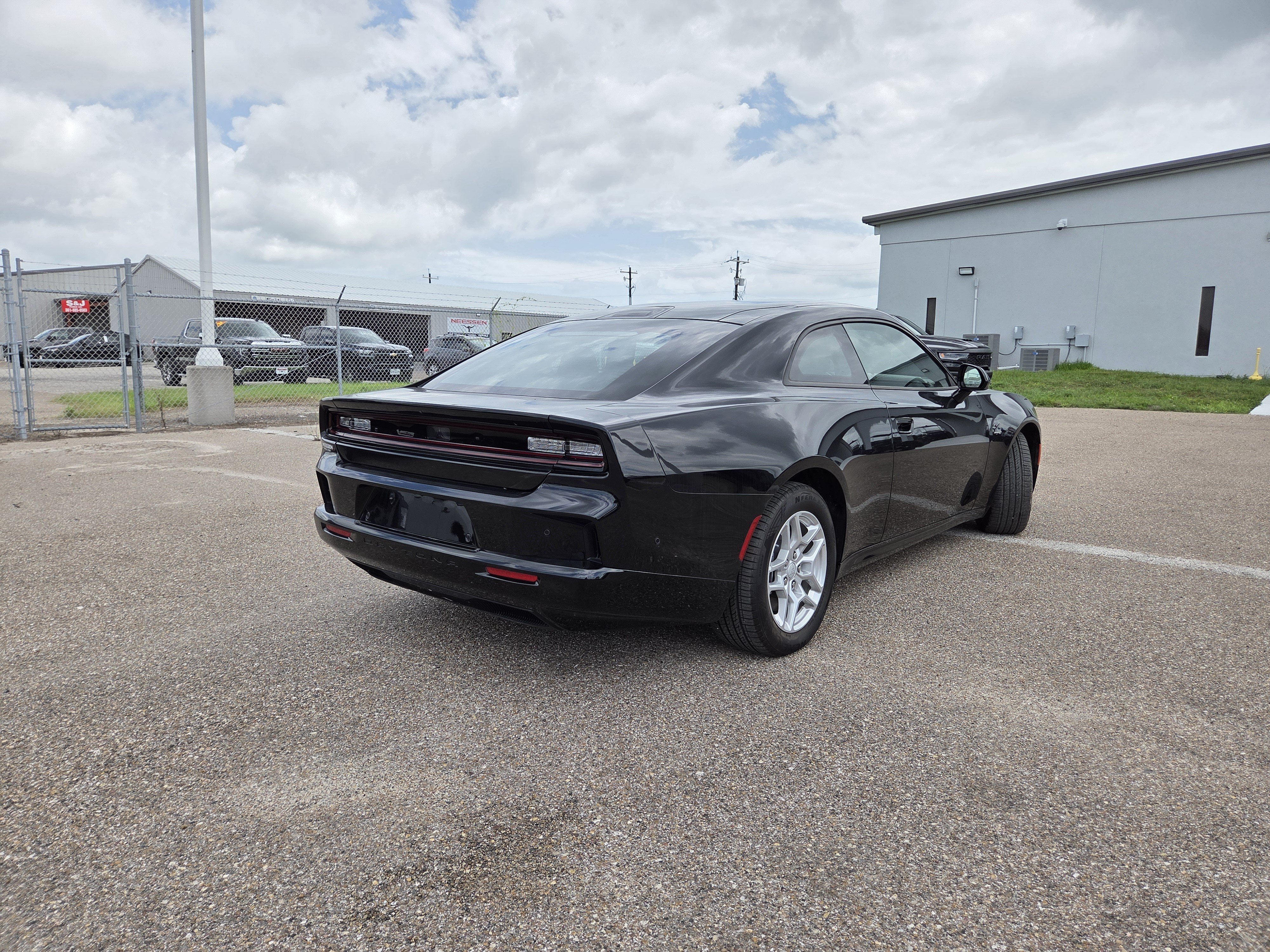 Used 2025 Dodge Charger Daytona R/T w/ Quick Order Package 25M R/T AWD/4WD image 7