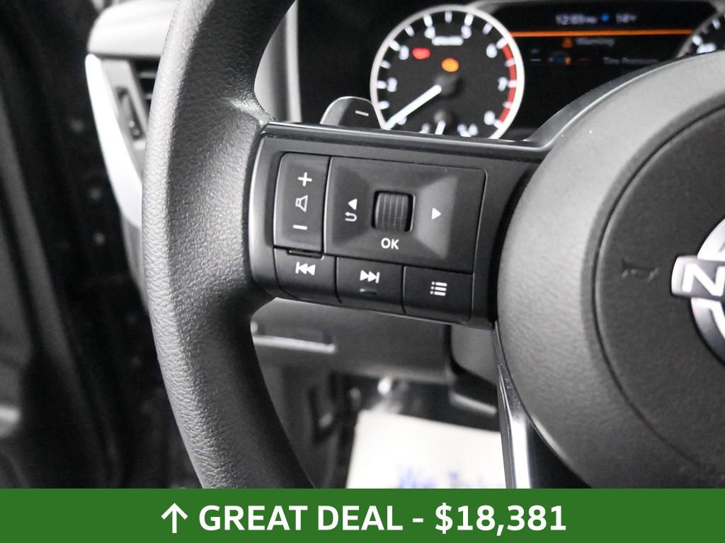 Used 2024 Nissan Rogue S AWD/4WD image 33