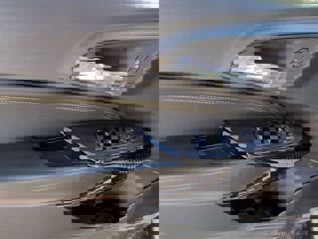 New 2026 Chevrolet Trax ACTIV w/ Sunroof Package image 24