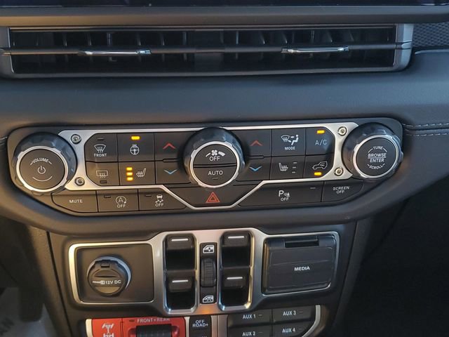 Certified 2025 Jeep Wrangler Unlimited Rubicon w/ Safety Group image 30