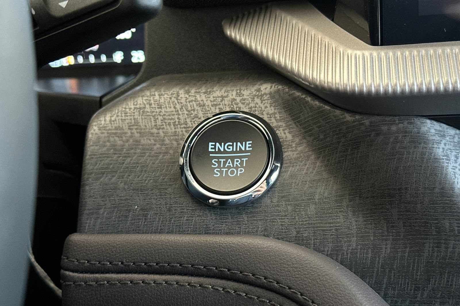 New 2026 Ford Explorer Platinum RWD image 23
