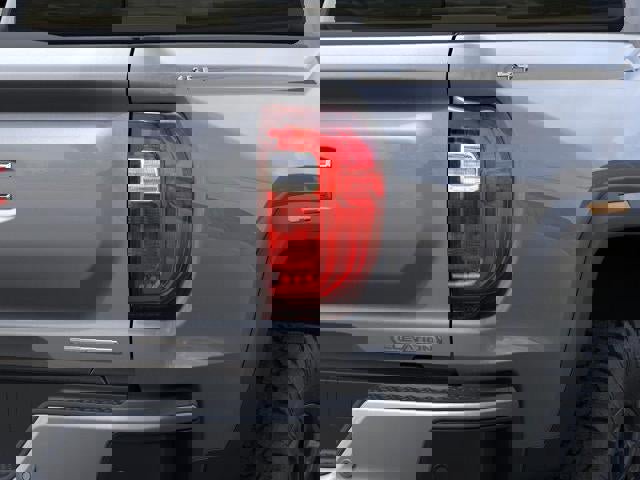 Used 2025 GMC Canyon Elevation w/ Convenience Package image 11