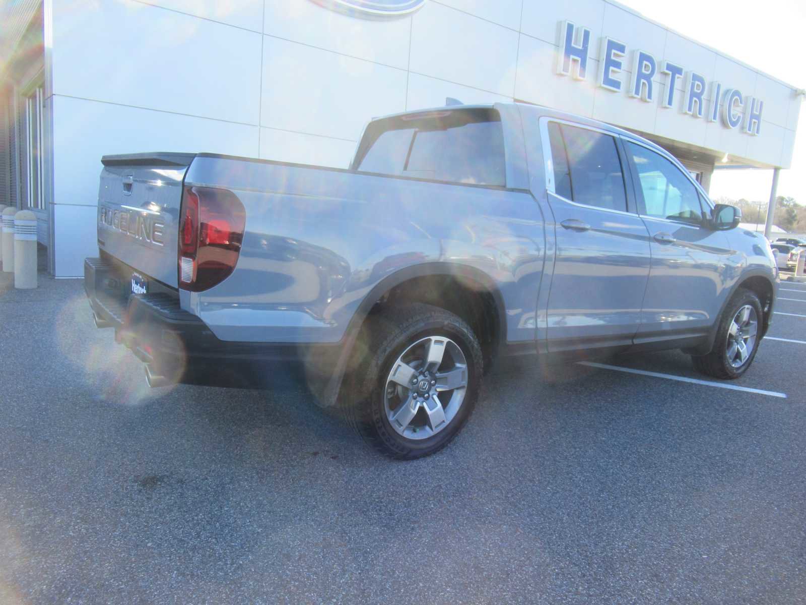 Used 2025 Honda Ridgeline RTL image 5