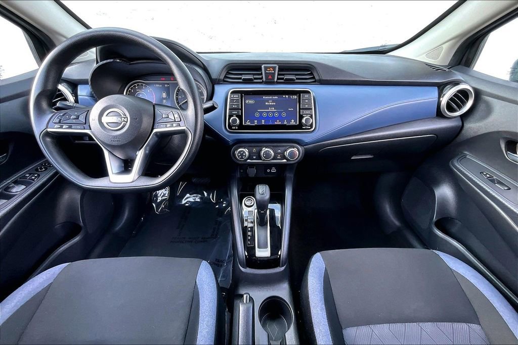 Certified 2025 Nissan Versa SV image 15