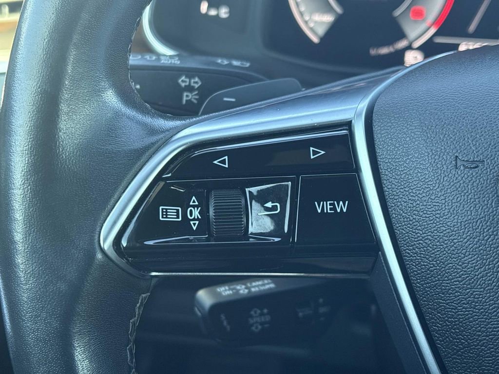 Used 2022 Audi A6 Premium Plus w/ Premium Plus Package image 26