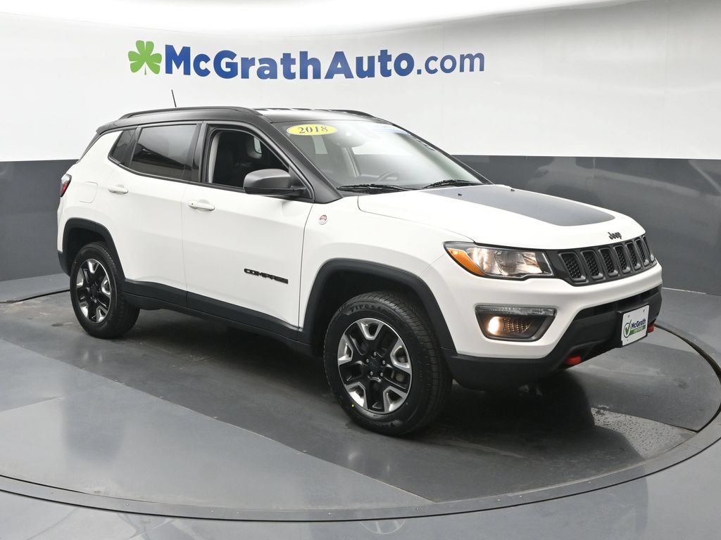 Used 2018 Jeep Compass Trailhawk w/ Leather Interior Group AWD/4WD image 2