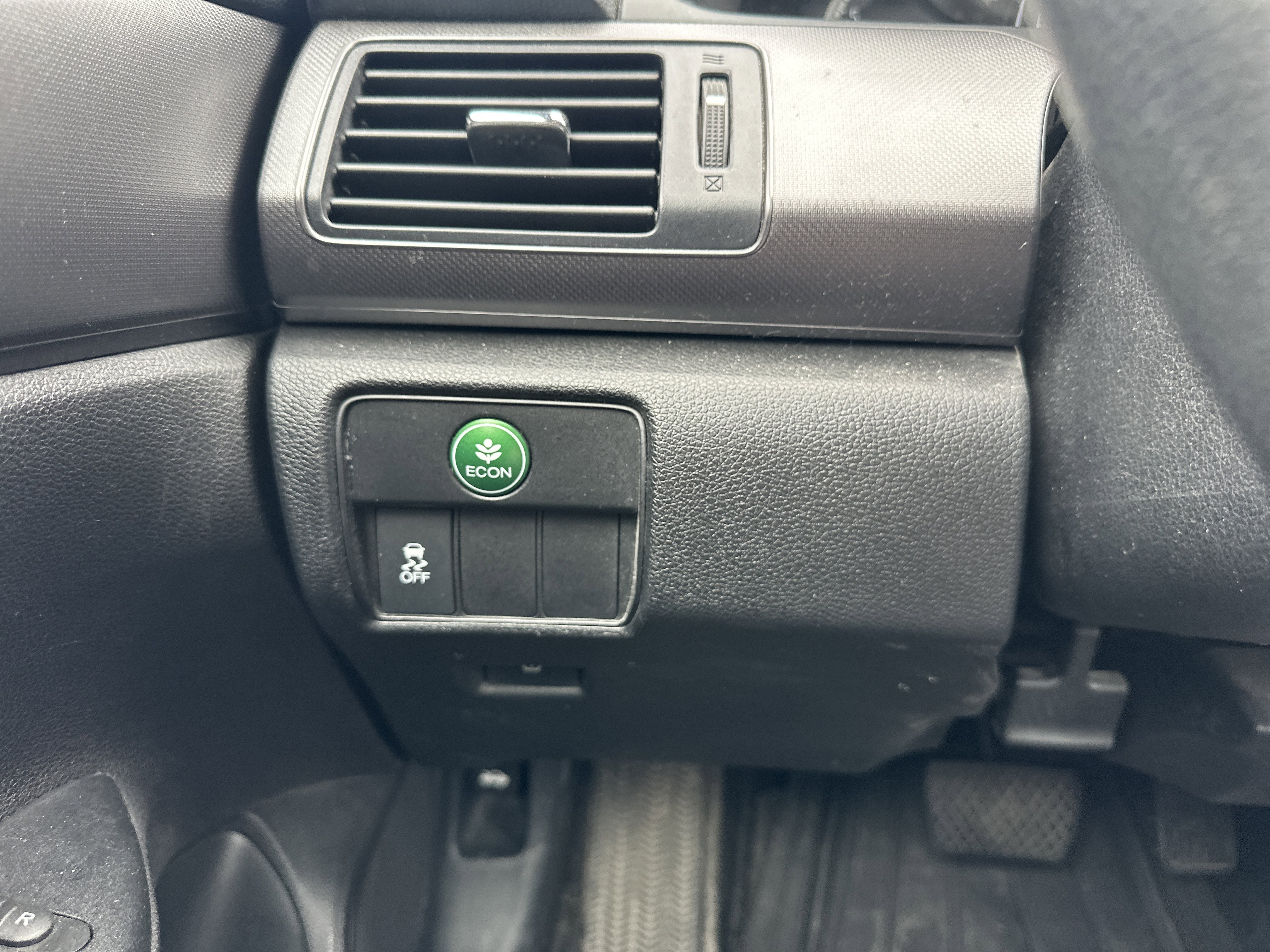 Used 2015 Honda Accord LX image 24