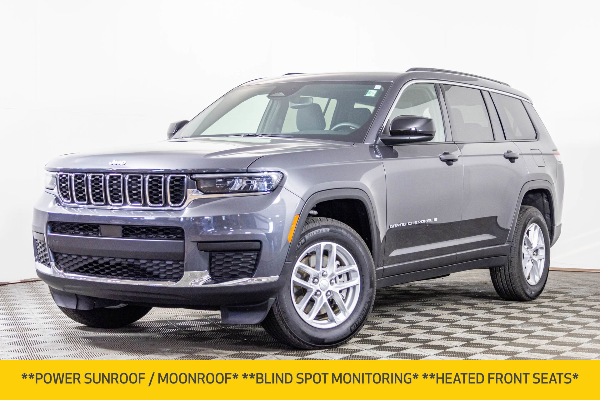 Used 2024 Jeep Grand Cherokee L Laredo w/ Luxury Tech Group I image 2