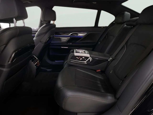 Used 2017 BMW 740i RWD image 66
