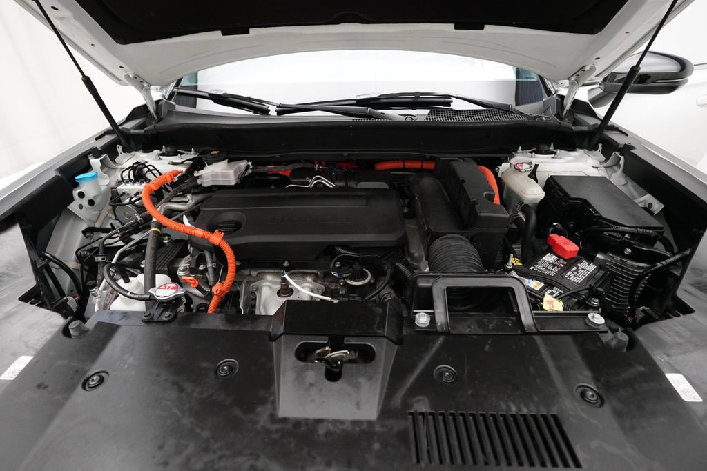 Certified 2025 Honda CR-V Sport-L image 3
