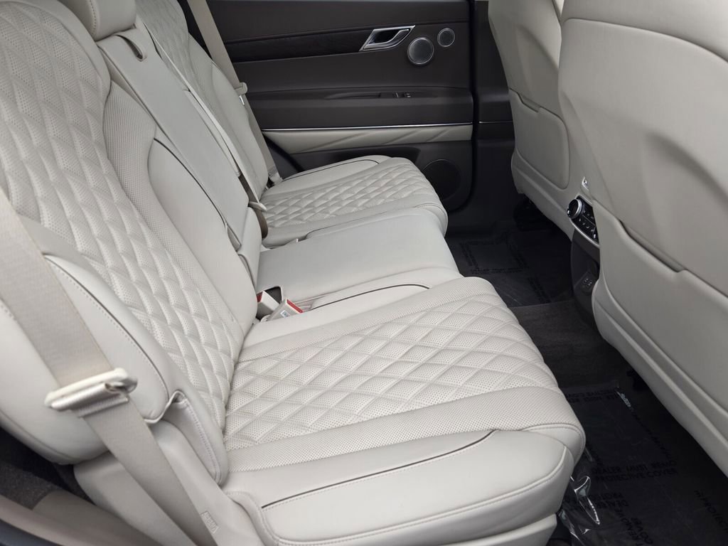 Used 2023 Genesis GV80 3.5T Prestige w/ Prestige Package image 15